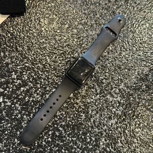 Apple Watch Series 3 - unlocked